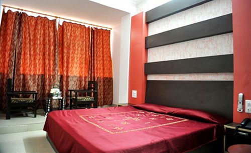 Hotel Gyan Haridwār Esterno foto